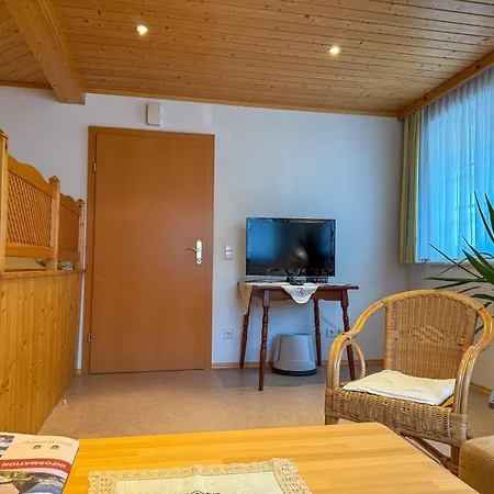 Kromarin Apartment *