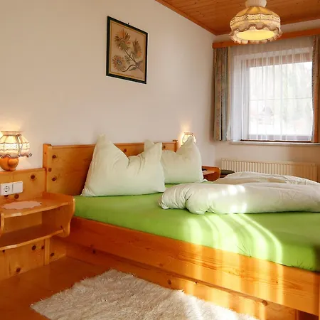 Kromarin Apartment *